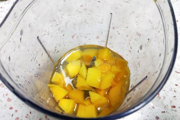 芒果酸奶奶昔的做法图解4