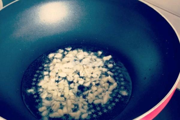 蒜香油焖虾的做法图解5