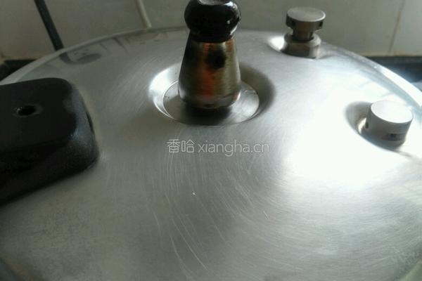 卤香牛肉面的做法图解3
