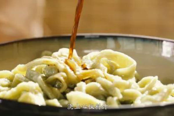 甘菊冷淘||要想盛夏过得去，夏至就得吃碗绿！的做法图解4