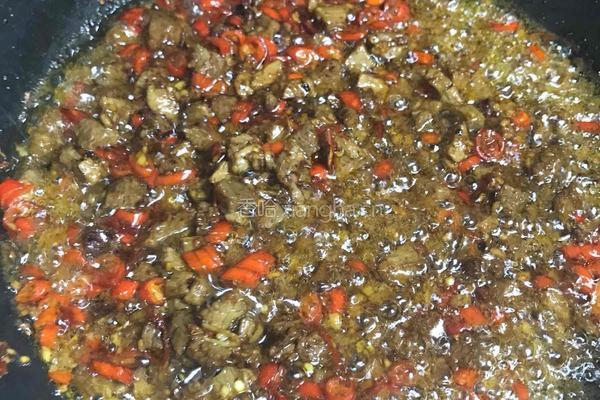 秘制麻辣牛肉酱的做法图解7