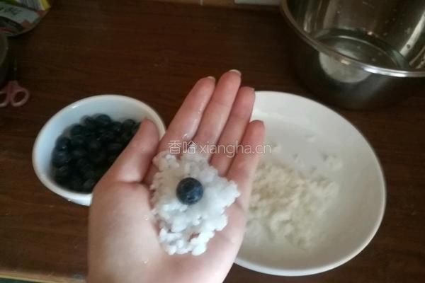蓝莓小饭团的做法图解6