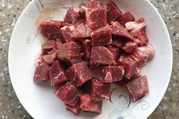 清炖牛肉汤的做法图解2