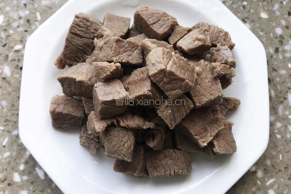 清炖牛肉汤的做法图解3
