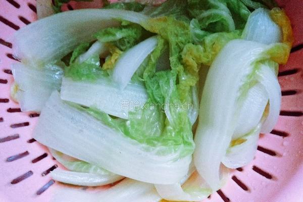 珊瑚白菜的做法图解2