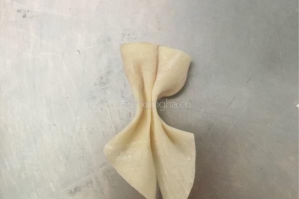 小鱼儿馄饨紫薯面的做法图解9