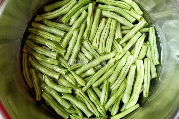 排骨豆角一锅出的做法图解6