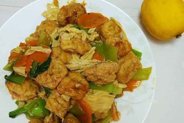 红烧豆腐泡腐竹油菜的做法图解3