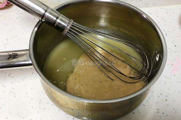 10寸香蕉泥戚风蛋糕的做法图解4
