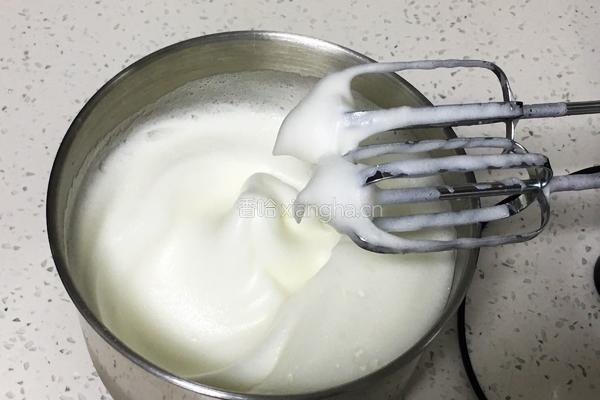 10寸香蕉泥戚风蛋糕的做法图解11