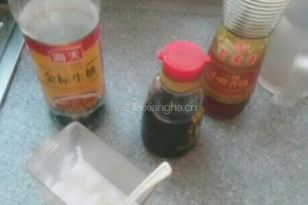 凉拌黄瓜的做法图解2