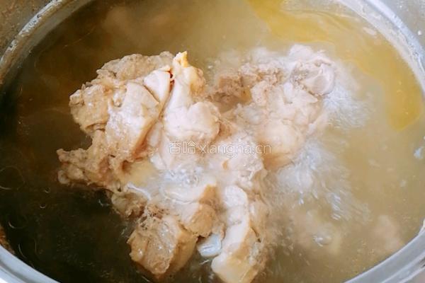 啤酒鸡的做法图解2