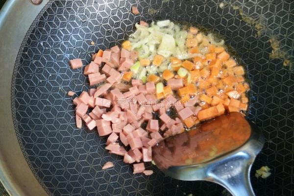 酱油炒米的做法图解5