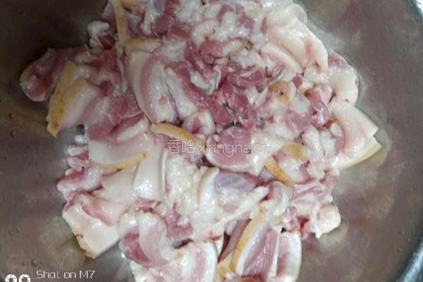 粉蒸五花肉的做法图解1