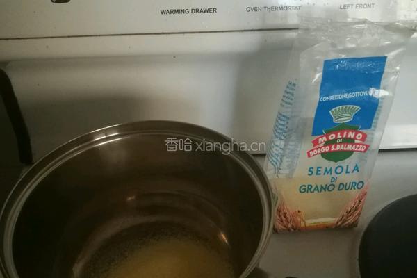 早餐西玛（非洲主食）的做法图解1