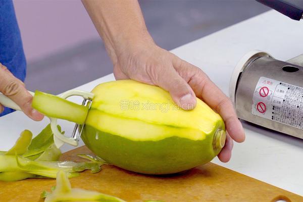 等戴一道菜之青木瓜沙拉的做法图解1