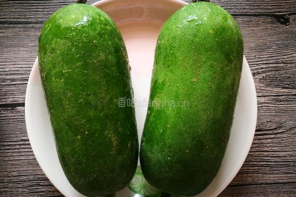 节瓜脊骨煲的做法图解3