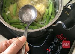 瓜豆玉米甜汤的做法图解5