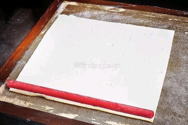 草莓甜心蛋卷的做法图解18
