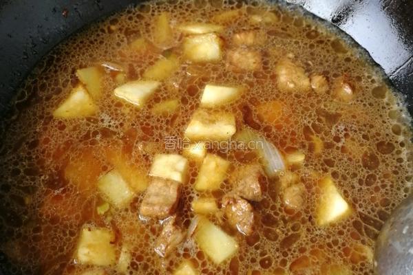 土豆烧牛肉的做法图解8