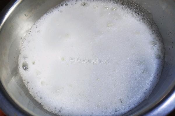 草莓酱蛋糕卷的做法图解9
