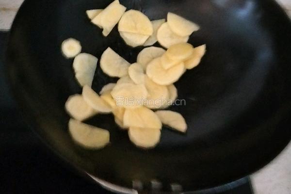 土豆炖海带的做法图解2