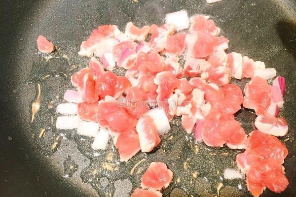 海鲜菇炒肉沫的做法图解5