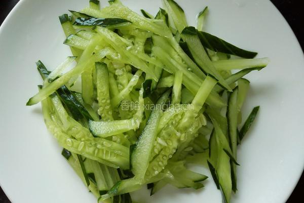 凉拌海蜇头的做法图解3