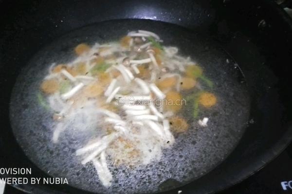 鸡丝蔬菜营养面的做法图解6