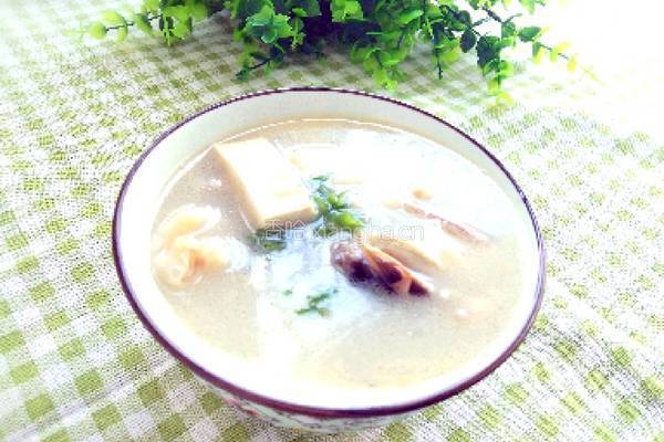 鱼头汤(宝宝辅食)的做法图解1