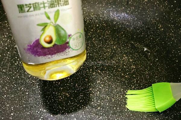 秋葵酱香鸡蛋卷的教学的做法图解5