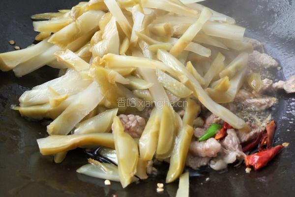香辣榨菜炒肉丝的做法图解7