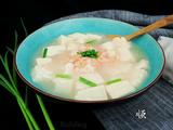 蒜苗豆腐大虾汤的做法[图]