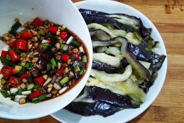 凉拌手撕茄子的做法图解12