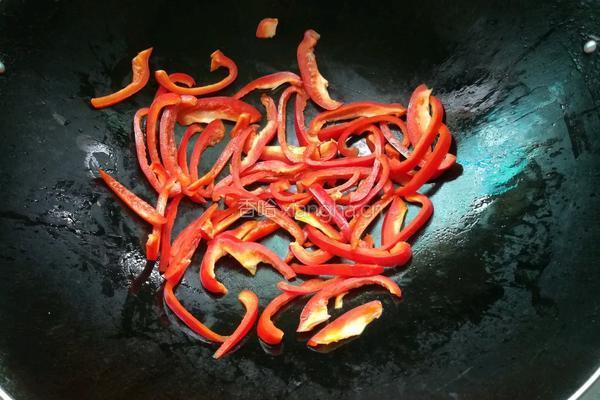 尖椒牛肉丝的做法图解6