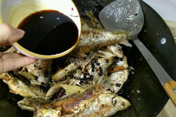 豆鼓河鱼的做法图解7