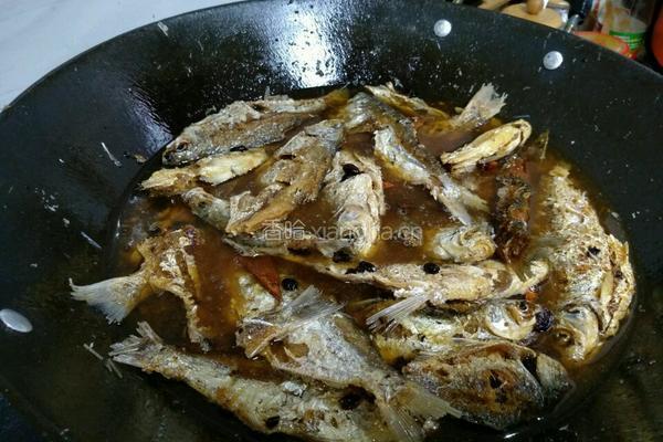 豆鼓河鱼的做法图解9