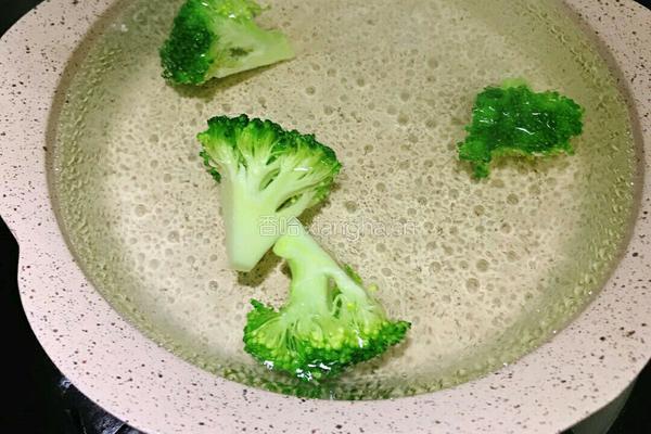 南瓜酱汁烩饭的教学的做法图解2