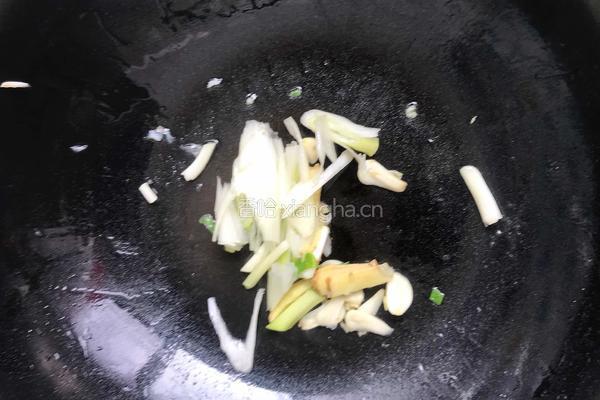 鲫鱼豆腐汤的做法图解4
