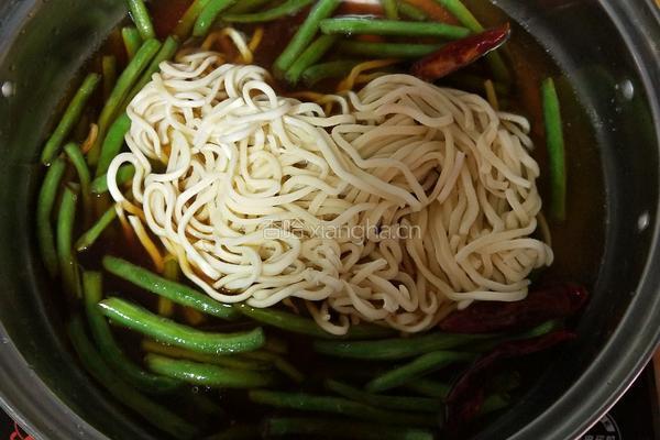 豆角焖面的做法图解10