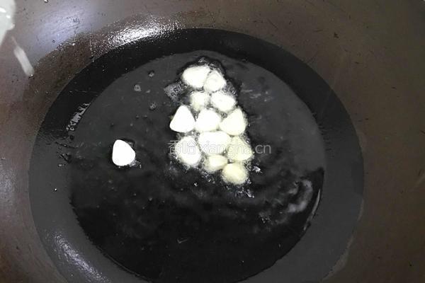 虾仁炒西兰花的做法图解6