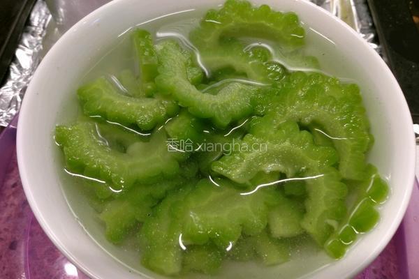 清炒苦瓜的做法图解4