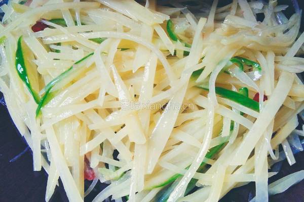 香肠炒土豆丝的做法图解4