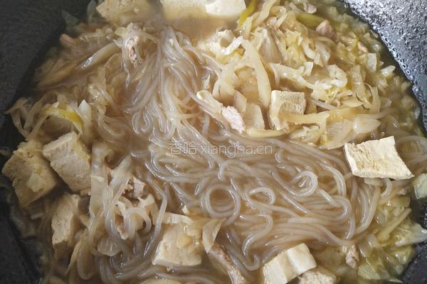酸菜豆腐锅的做法图解14