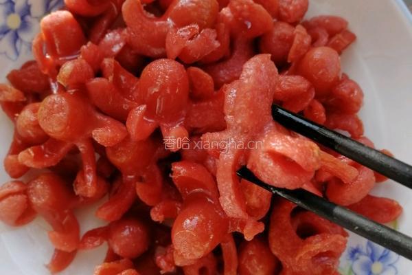 炸红肠（小章鱼的形状噢）的做法图解6