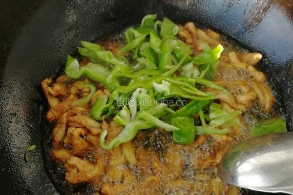 酸菜粉条肉的做法图解7
