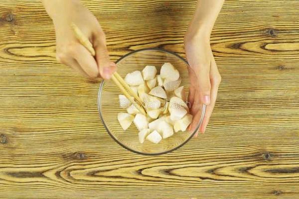 杏鲍菇秒变鸡米花的做法图解1