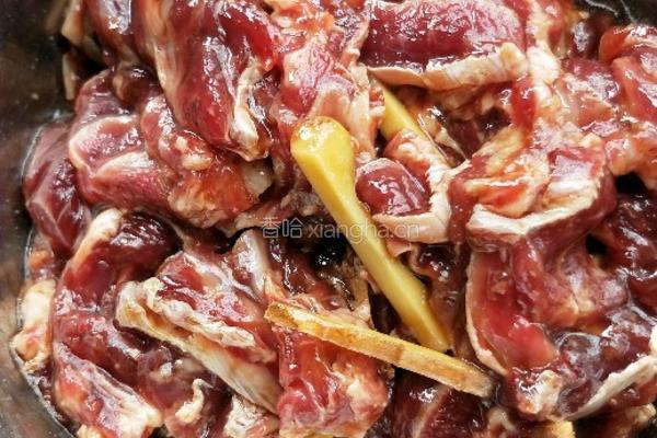 云耳金针菇蒸牛肉的做法图解1