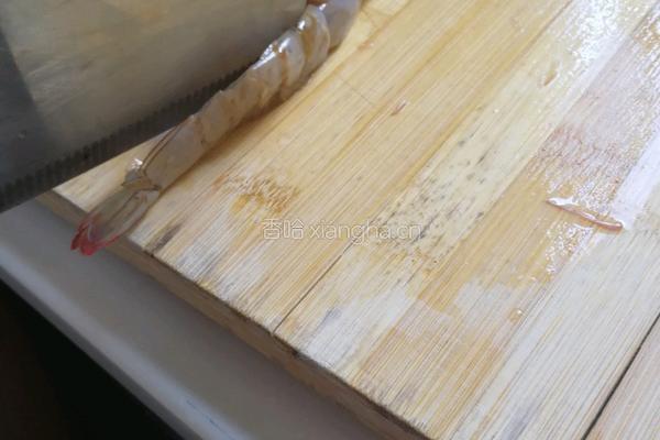 蒜蓉开背蒜蓉开背虾的做法图解1