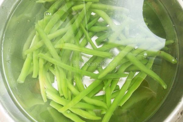 山东肉块大包子 的做法图解16